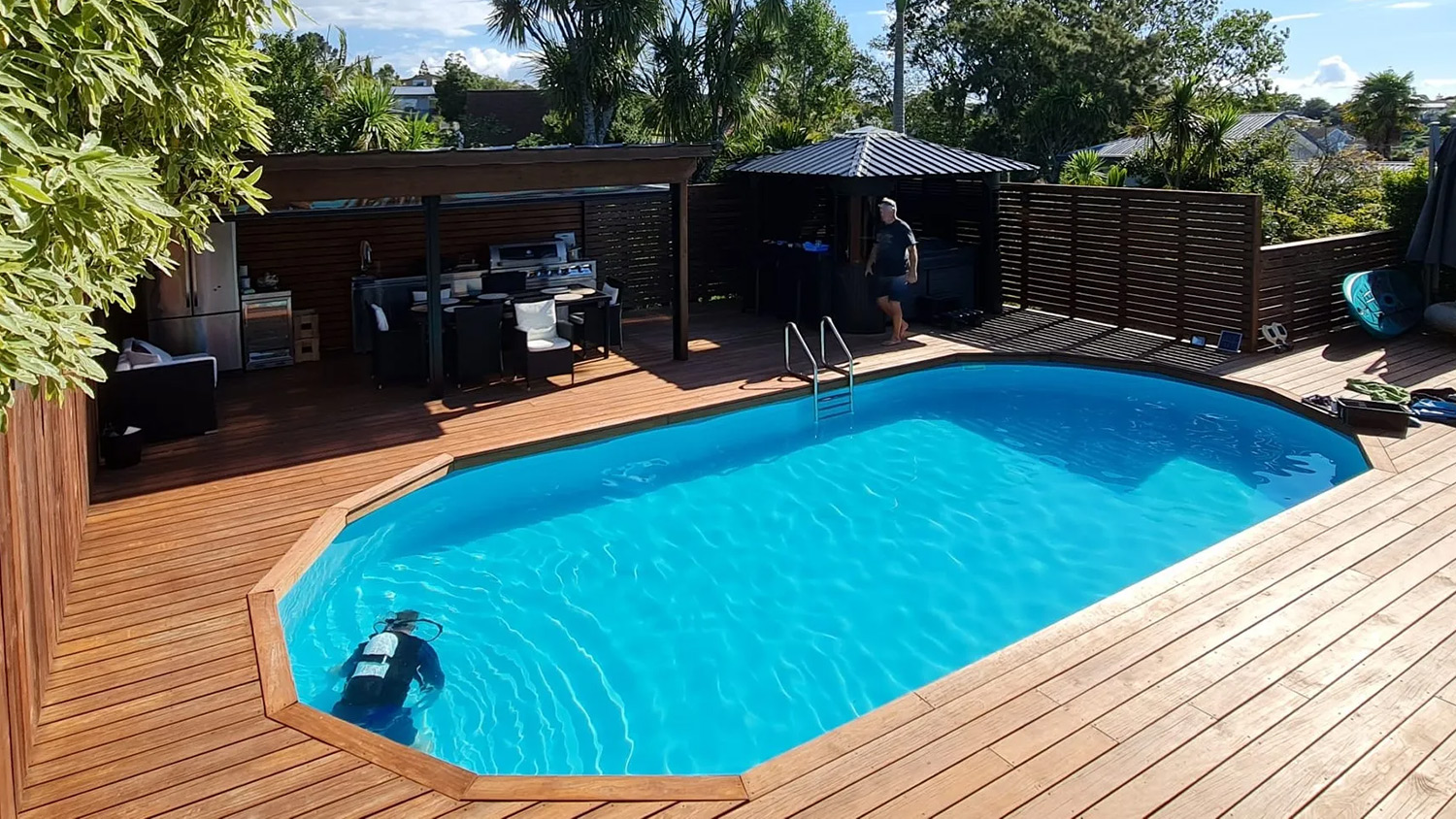 pool leak detection and repairs