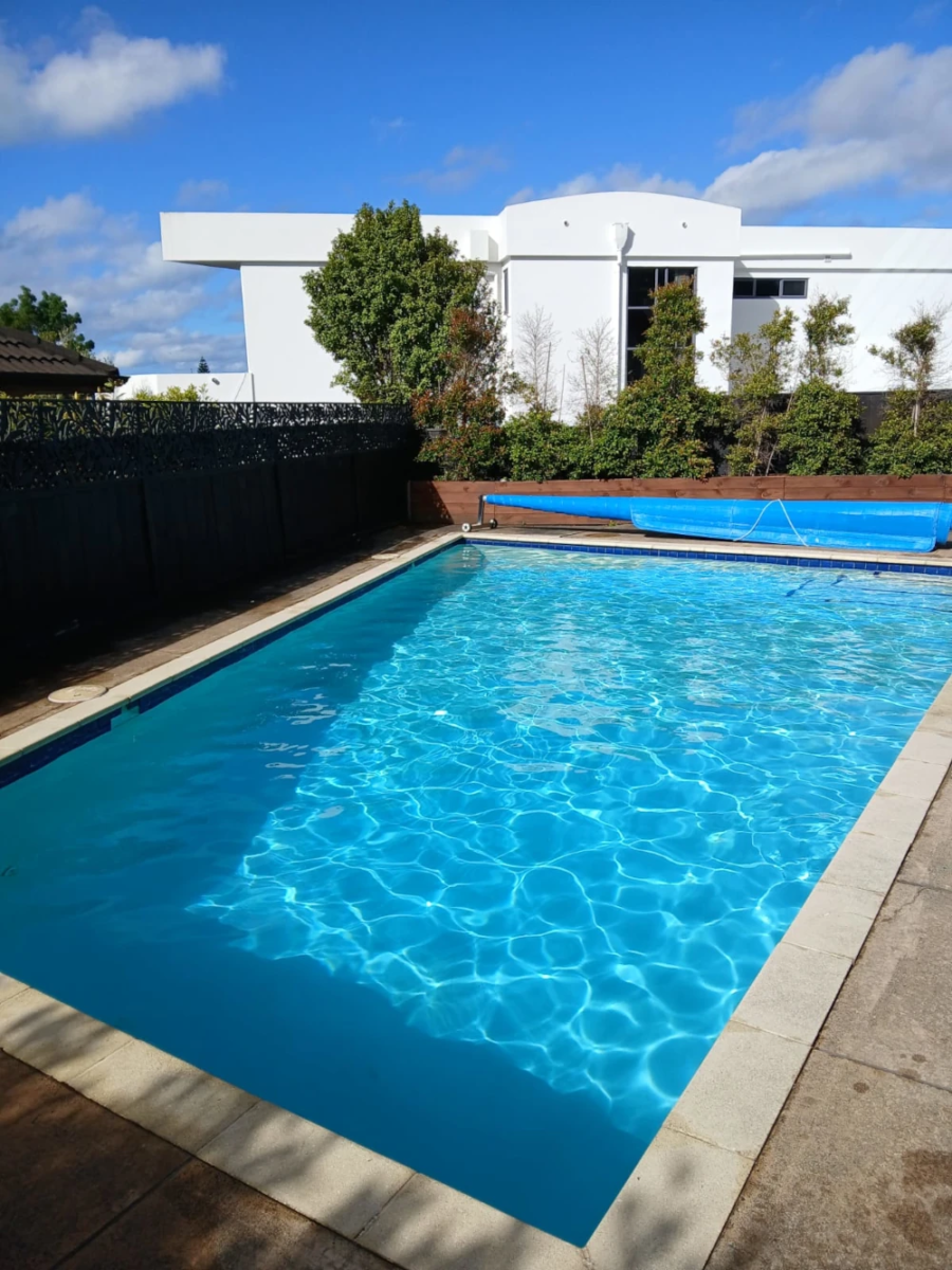 pool leak detection and repairs