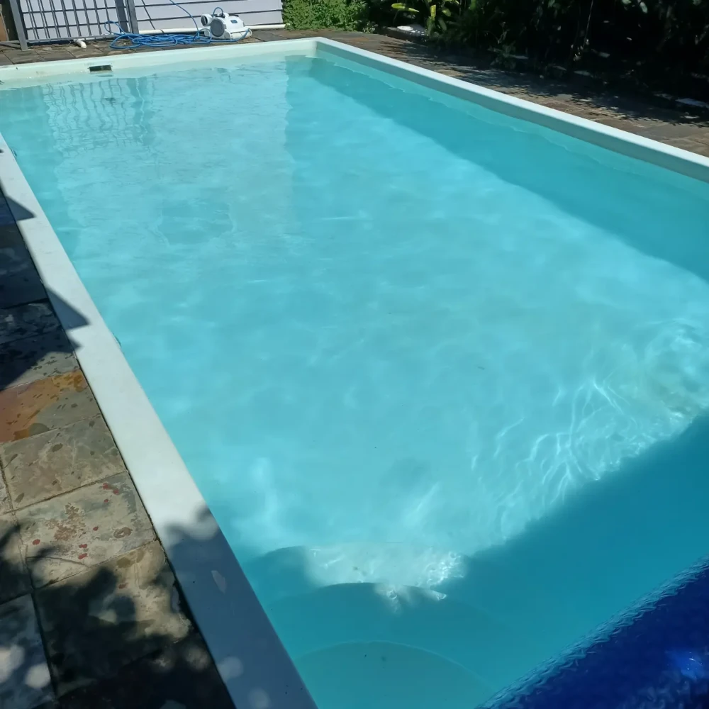 pool leak detection and repairs